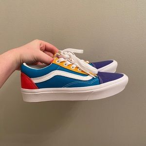 Women’s Vans Size 5